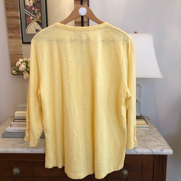 Chico’s 100% Cotton 3/4 Sleeve V-Neck Sleeve Buttons Light Yellow Size 3 - Picture 2 of 8